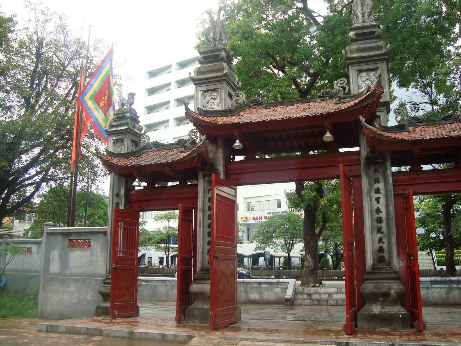 Thu Le Park Hanoi Vietnam