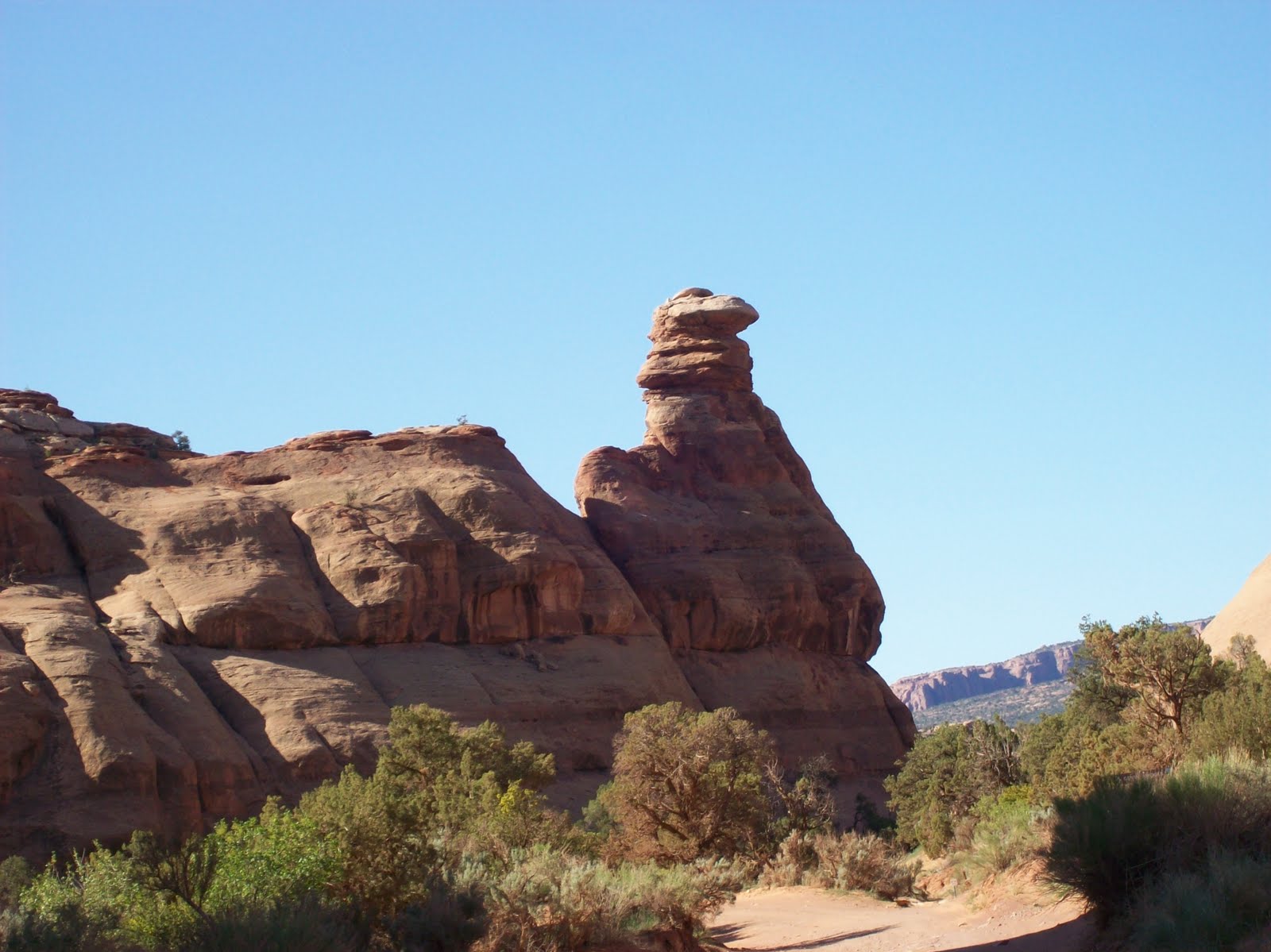 ONLYSLEEPS2 May 7Moab, Gemini Bridges trail